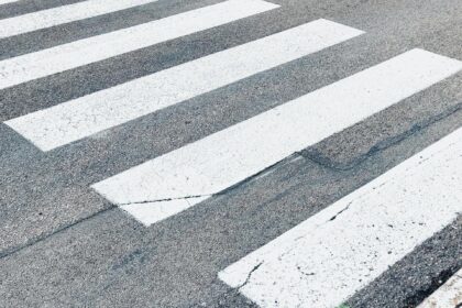 Жена пострада при инцидент на пешеходна пътека във Варна.
