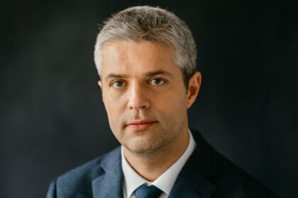 Възобновяват делото срещу кмета на Варна Благомир Коцев.