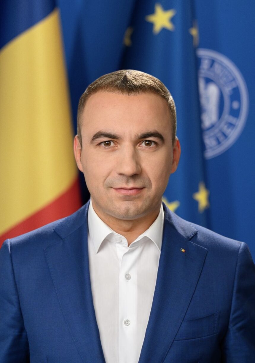Богдан Иван предлага забрана на социалните мрежи за деца под 14 години
