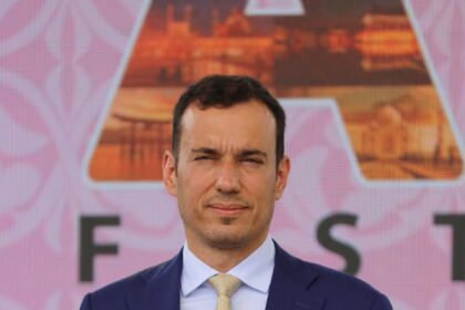 Доброволци завършват есенното почистване на София в Южния парк