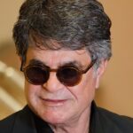 Джафар Панахи получи пет години и един месец затвор в Иран