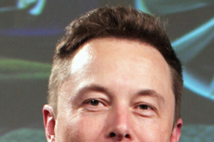 Илон Мъск определи сливането на SpaceX и Tesla като добра идея