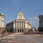 Парламентът изслушва институциите за палежа на „Старлинк“ и помилванията