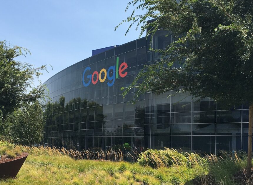 Проблем в Google Cloud прекъсна банкови и онлайн услуги във Великобритания