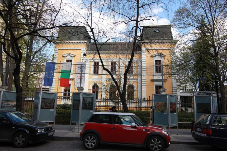 Проф. Николай Тулешков представя 50 години архитектурна дейност в София
