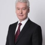 Русия съобщи за 195 свалени дрона край Москва и спря полетите