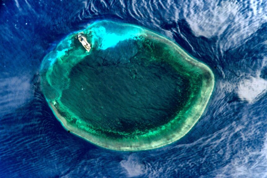 Тайван отблъсна 16 китайски кораба при координирана морска операция