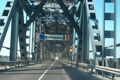 Товарният трафик към Турция се засилва, ограничения затрудняват Дунав мост