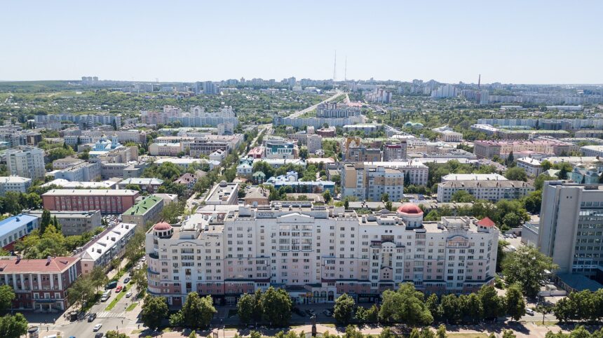 Трима души загинаха при атака в Белгородска област