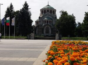 Учителят Теодор Николов вижда уменията като ключ към полезния изкуствен интелект