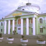Украински дронове удариха руска рафинерия и завод за военни дажби